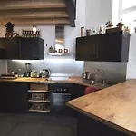 Appartement Centre-Ville Avec Terrasse Et Place De Parking